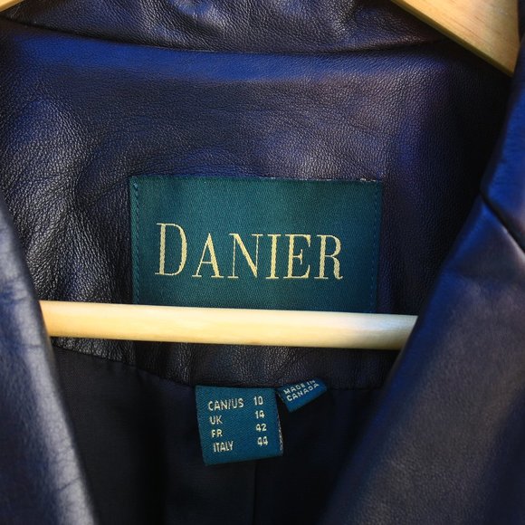 Danier Leather Women's Lamb Leather Jacket - Picture 3 of 4